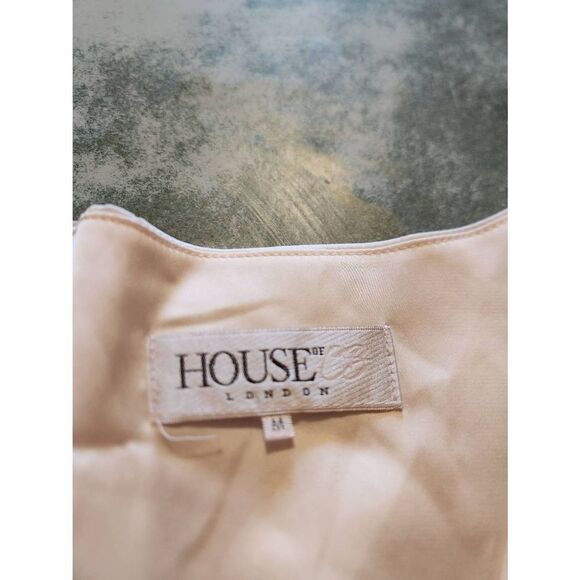 NWOT House of CB Aliza Blush Satin Cross Over Bodysuit sz Medium - Picture 3 of 6